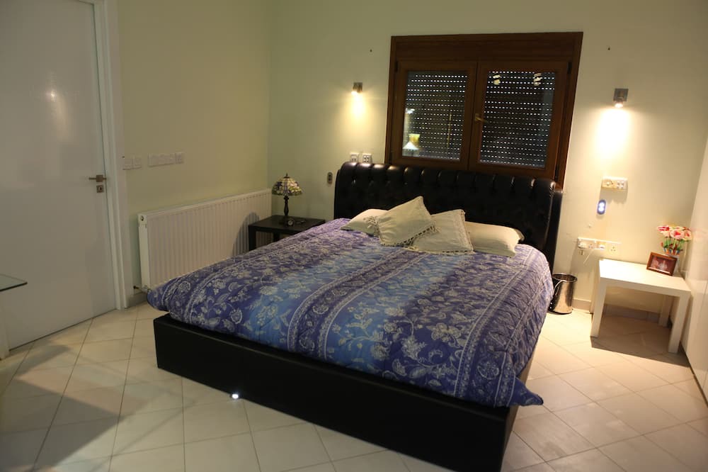 Photo of Bedroom in Pera Chorio