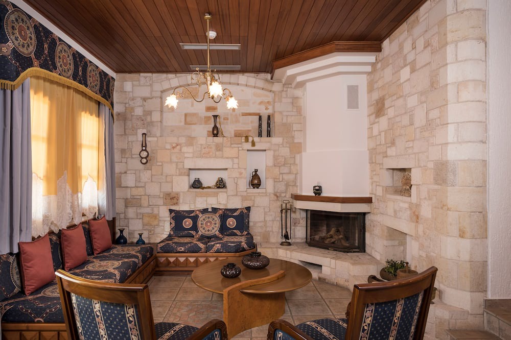 Photo of Livingroom in Maleme