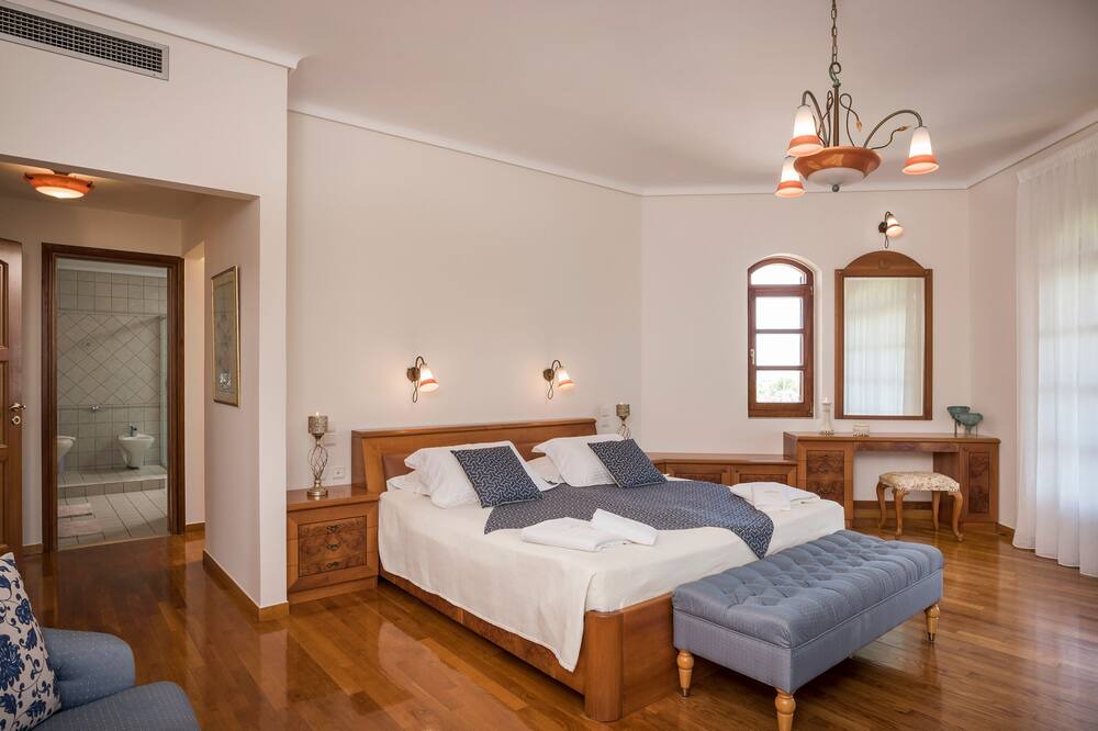Photo of Bedroom in Maleme