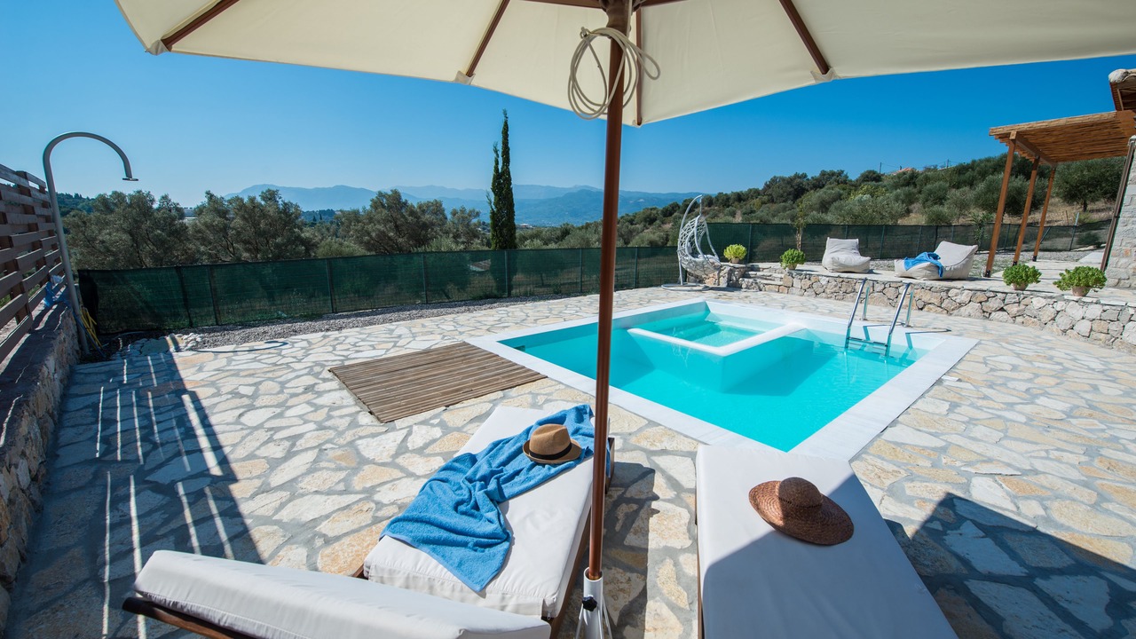 Photo of Outdoor in Peratia
