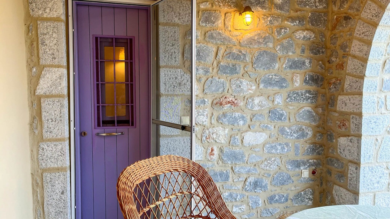 Photo of Outdoor in East Mani