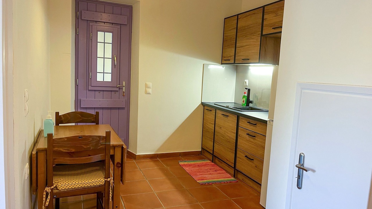 Photo of Kitchen in East Mani