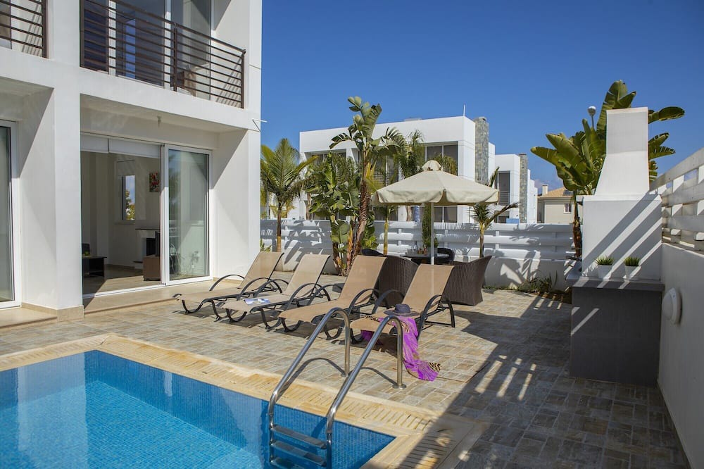 Photo of Outdoor in Kapparis
