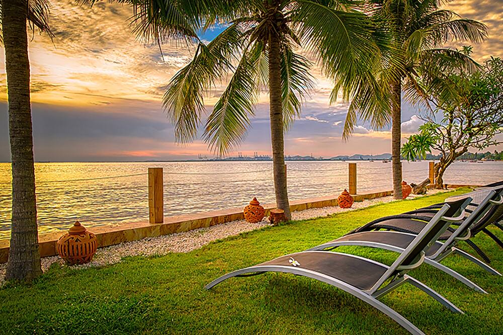 Photo of Others in Pattaya Bay