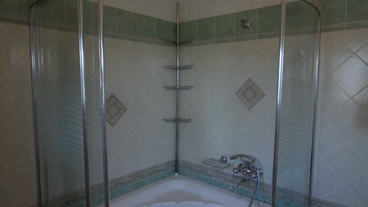 Photo of Bathroom in Sternes