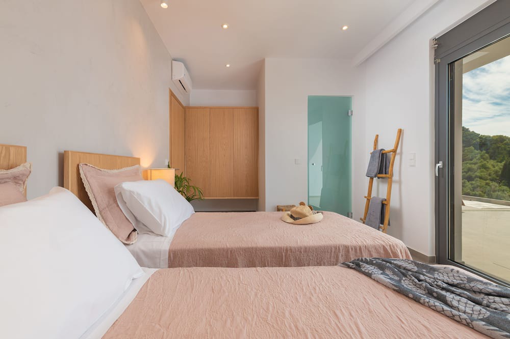 Photo of Bedroom in Pentati