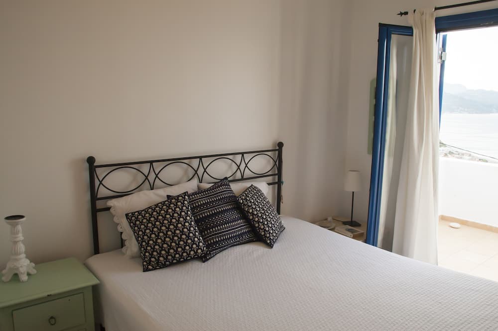 Photo of Bedroom in Oxilithos