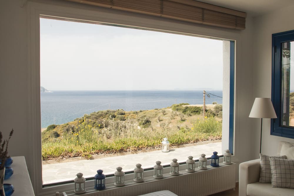 Photo of Others in Oxilithos