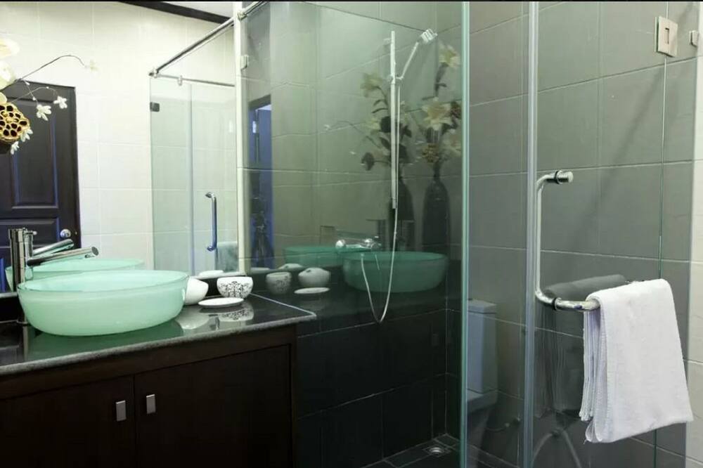 Photo of Bathroom in Nong Kae