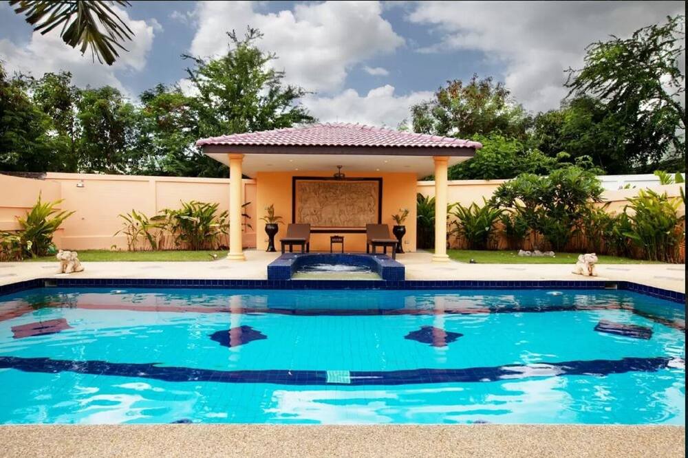 Photo of Outdoor in Nong Kae
