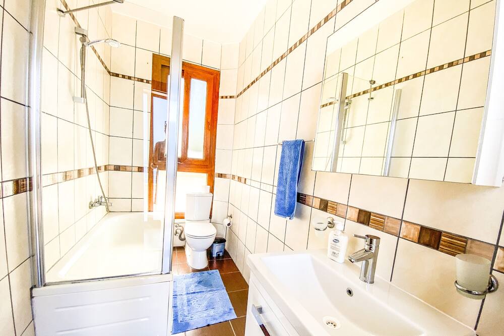 Photo of Bathroom in Esentepe