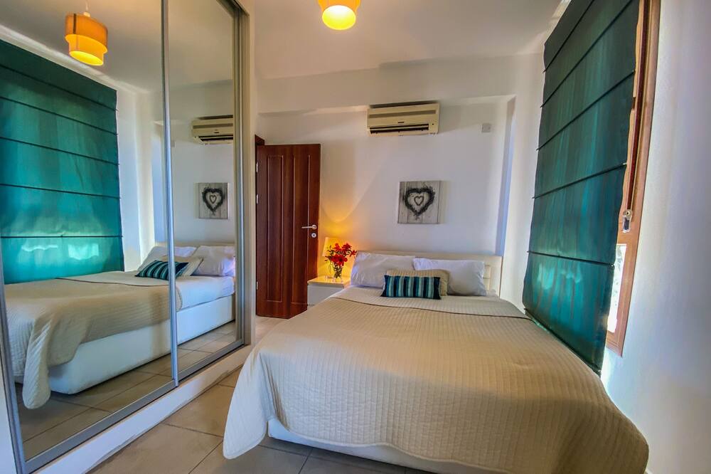 Photo of Bedroom in Esentepe