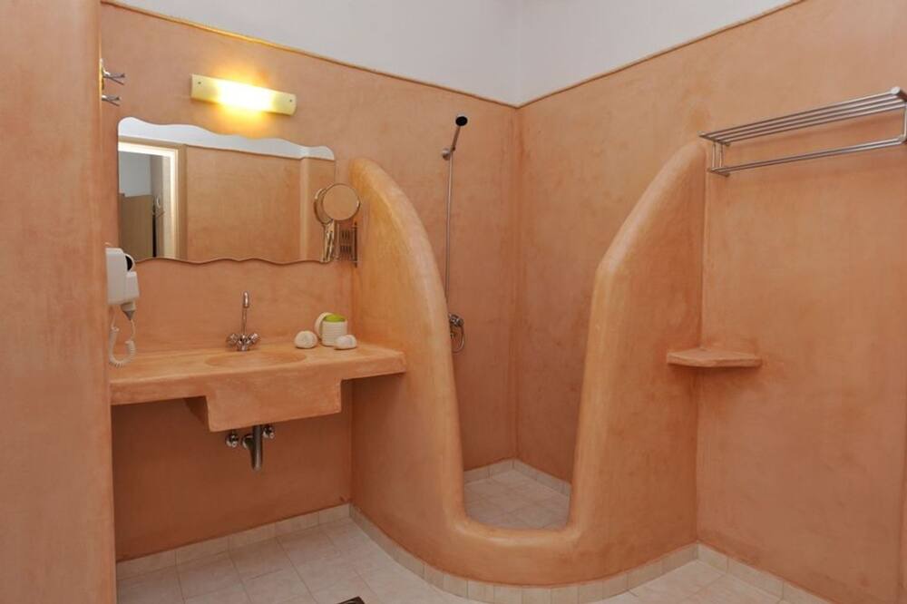 Photo of Bathroom in Naousa