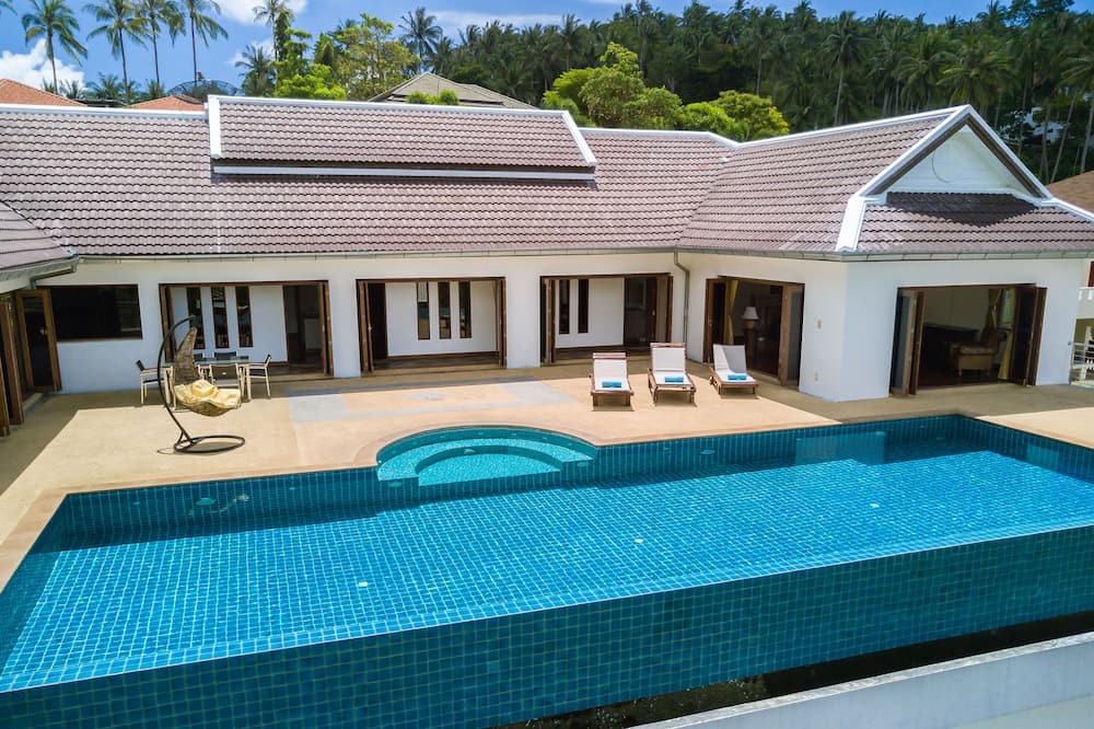 Photo of Outdoor in Thong Krut
