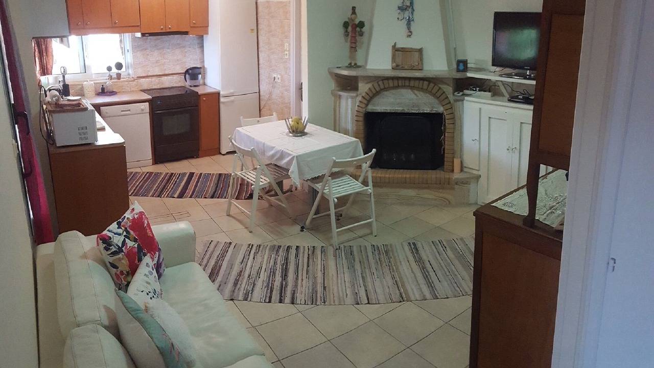 Photo of Livingroom in Psathopirgos