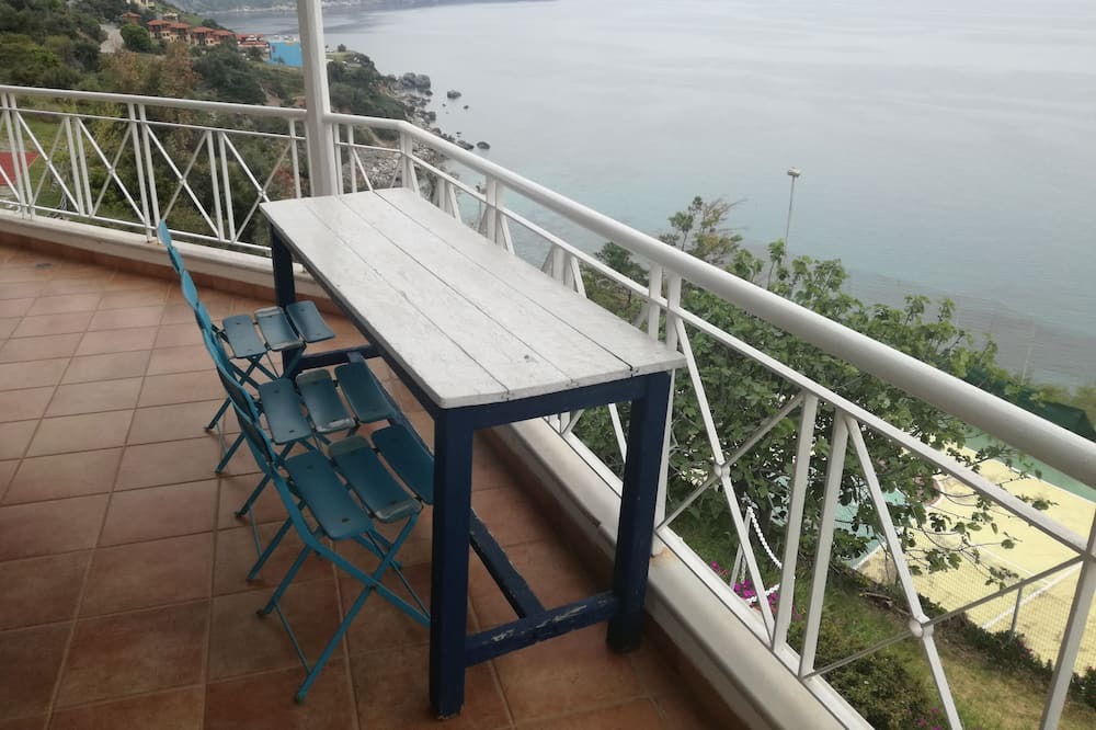 Photo of Patio Balcony in Kymi-Aliveri