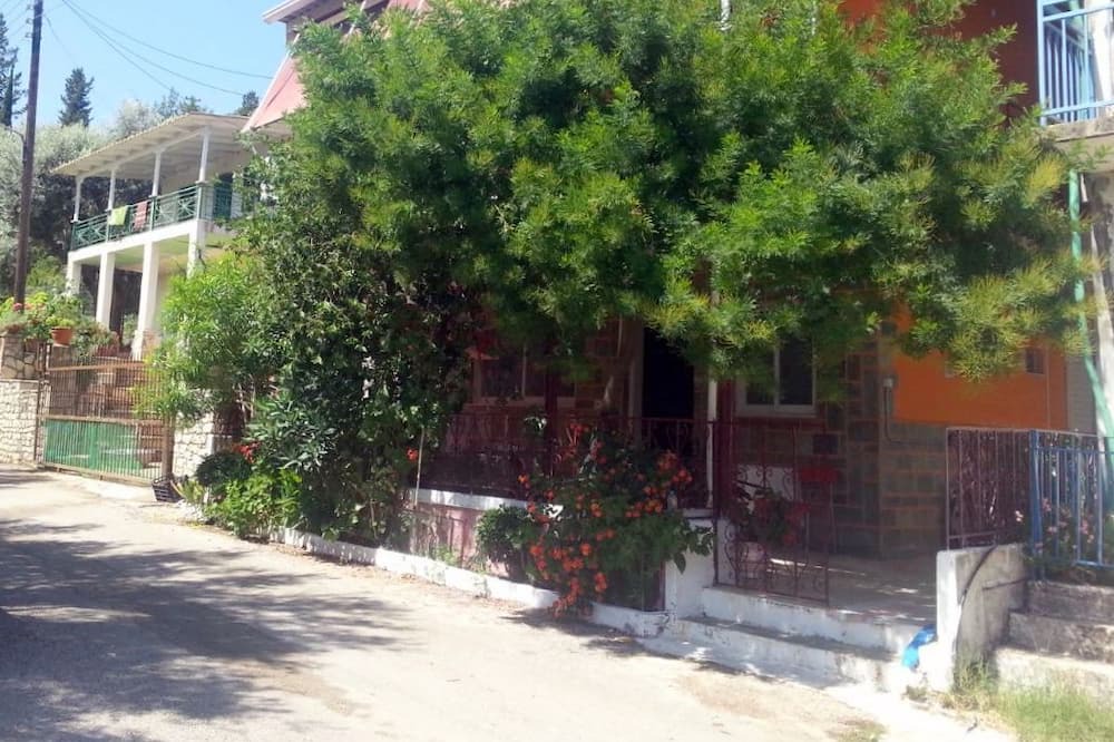 Photo of Outdoor in Vlicho