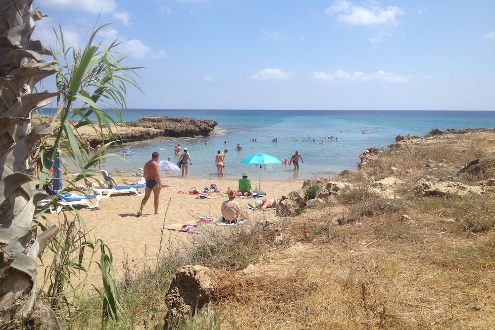 Photo of Others in Pernera