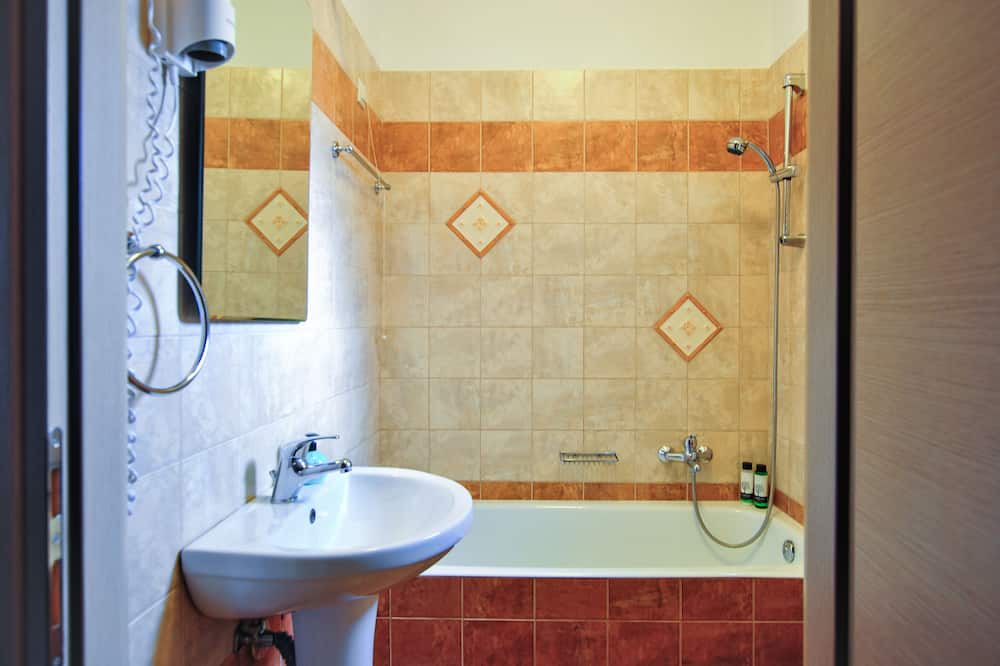 Photo of Bathroom in Razata