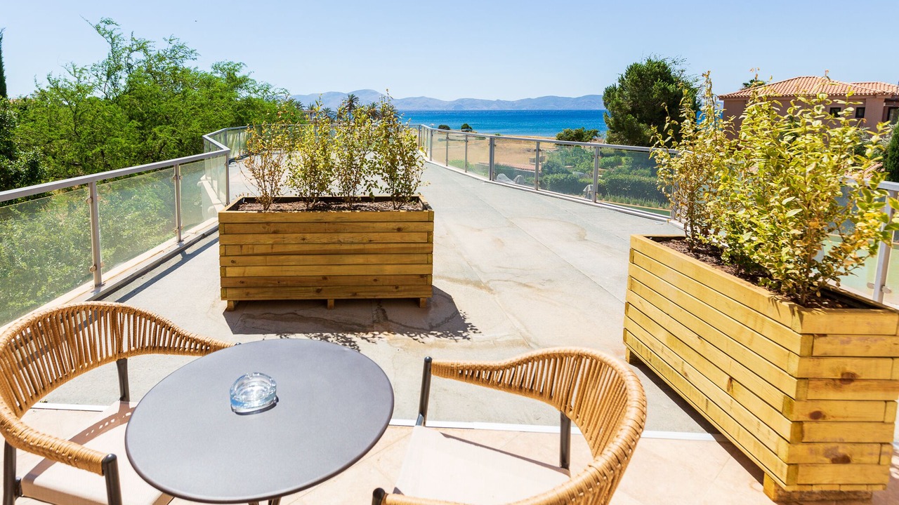 Photo of Patio Balcony in Plepi