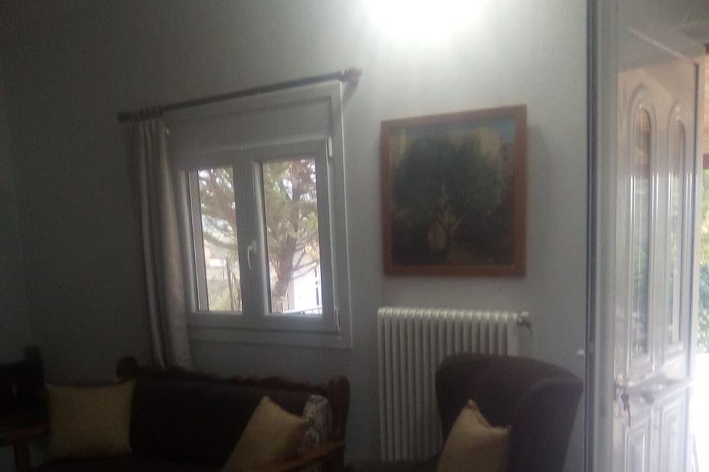 Photo of Livingroom in Eretria