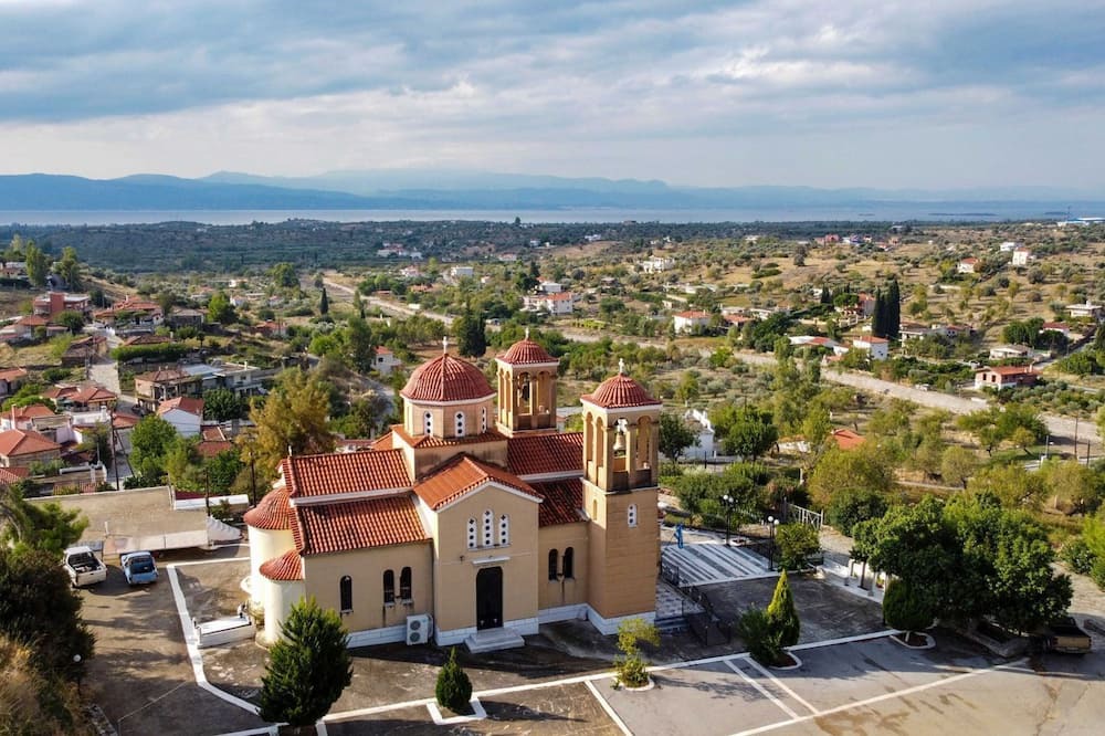 Photo of Others in Eretria