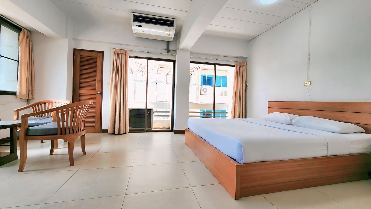 Photo of Bedroom in Phaya Thai