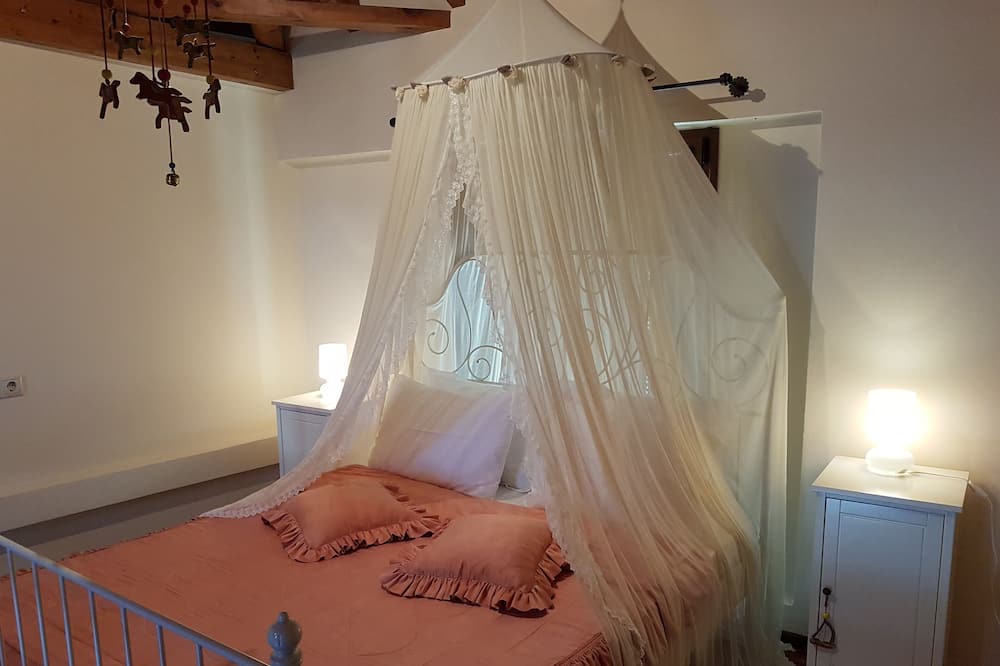 Photo of Bedroom in Pylos-Nestoras