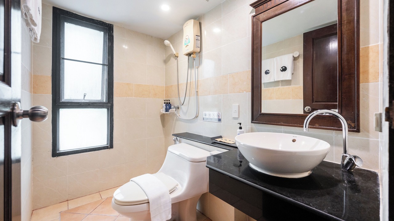 Photo of Bathroom in Khuekkhak