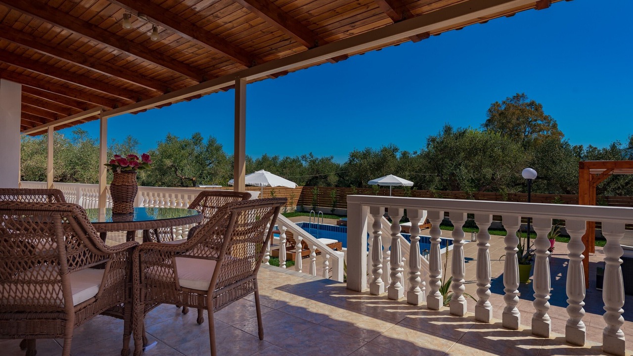 Photo of Patio Balcony in Agrilia