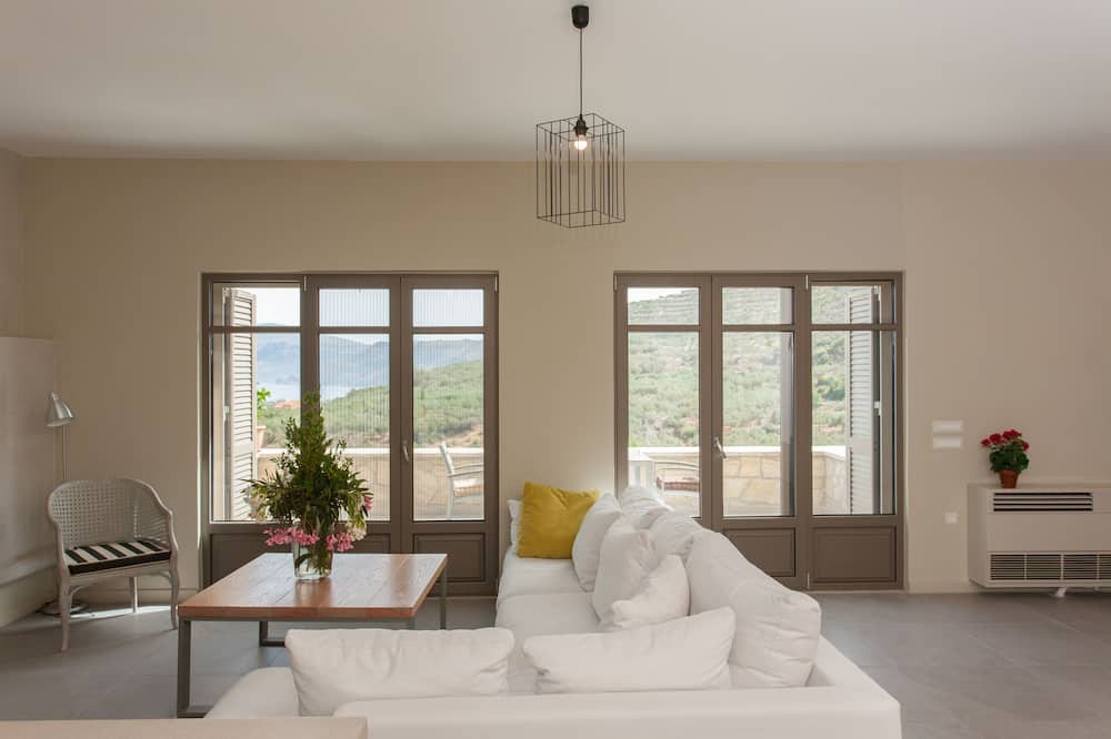 Photo of Bedroom in Drapanias