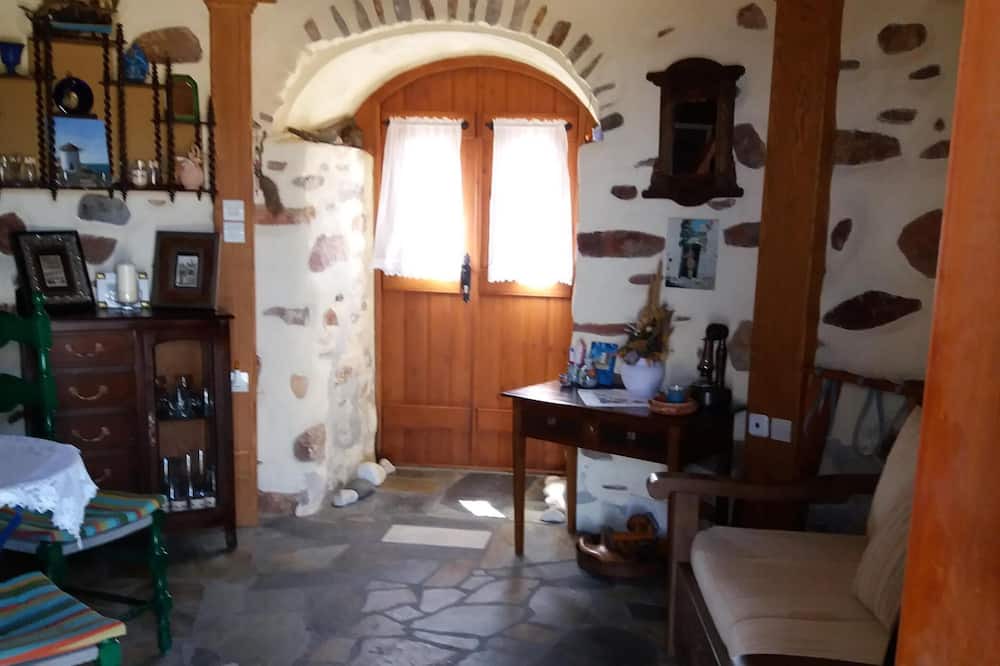 Photo of Livingroom in Lefkes