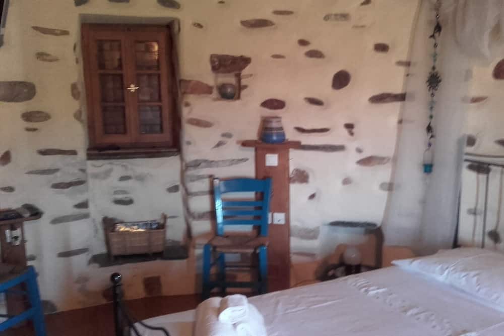Photo of Bedroom in Lefkes
