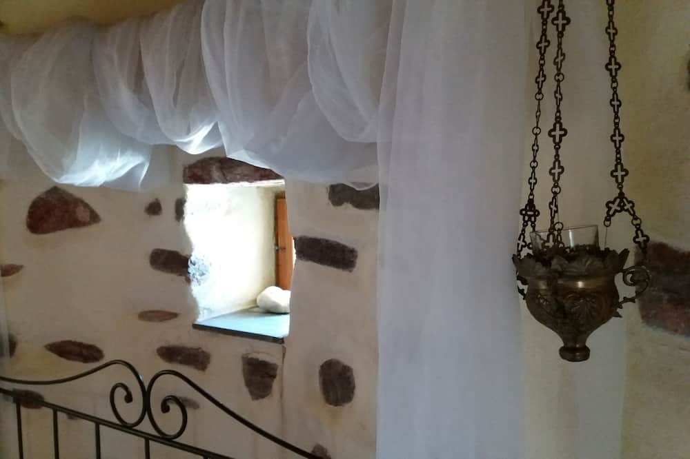 Photo of Bedroom in Lefkes