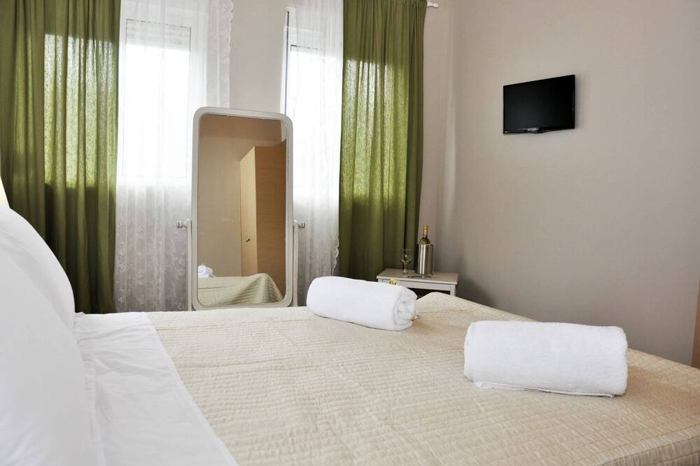Photo of Bedroom in Lakkoi