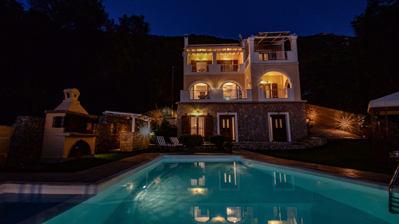 Photo of Outdoor in Pentati