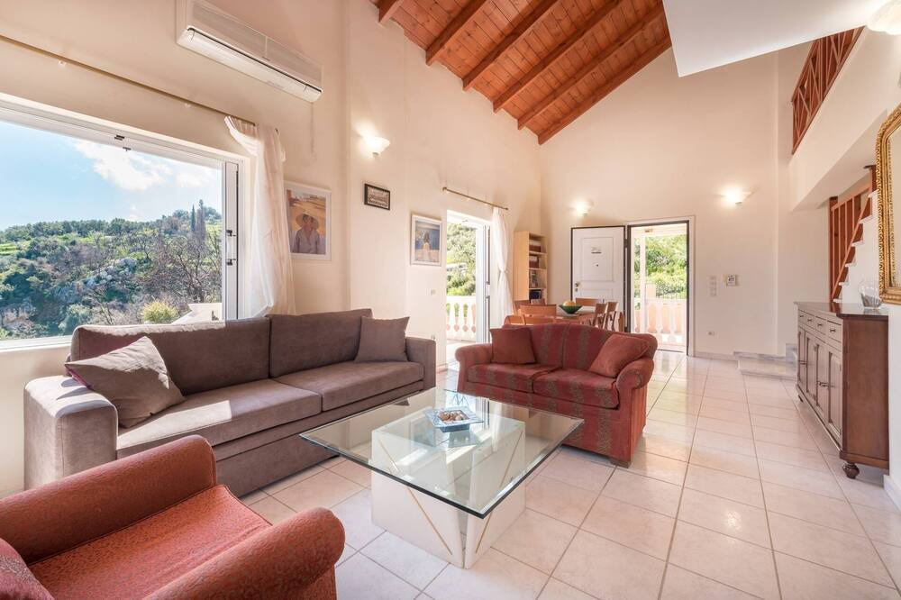 Photo of Livingroom in Romirion