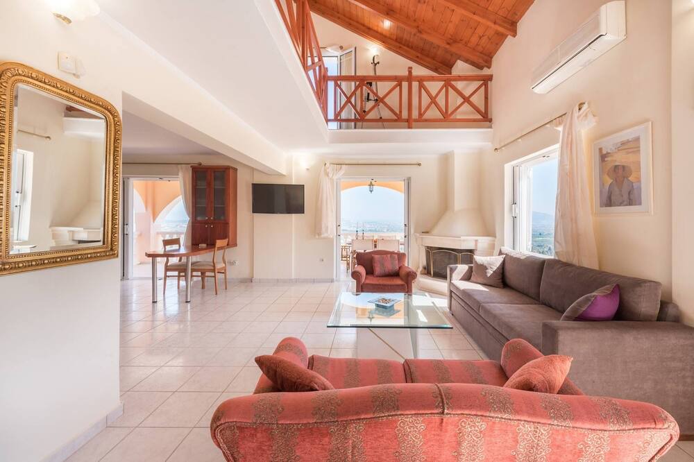 Photo of Livingroom in Romirion