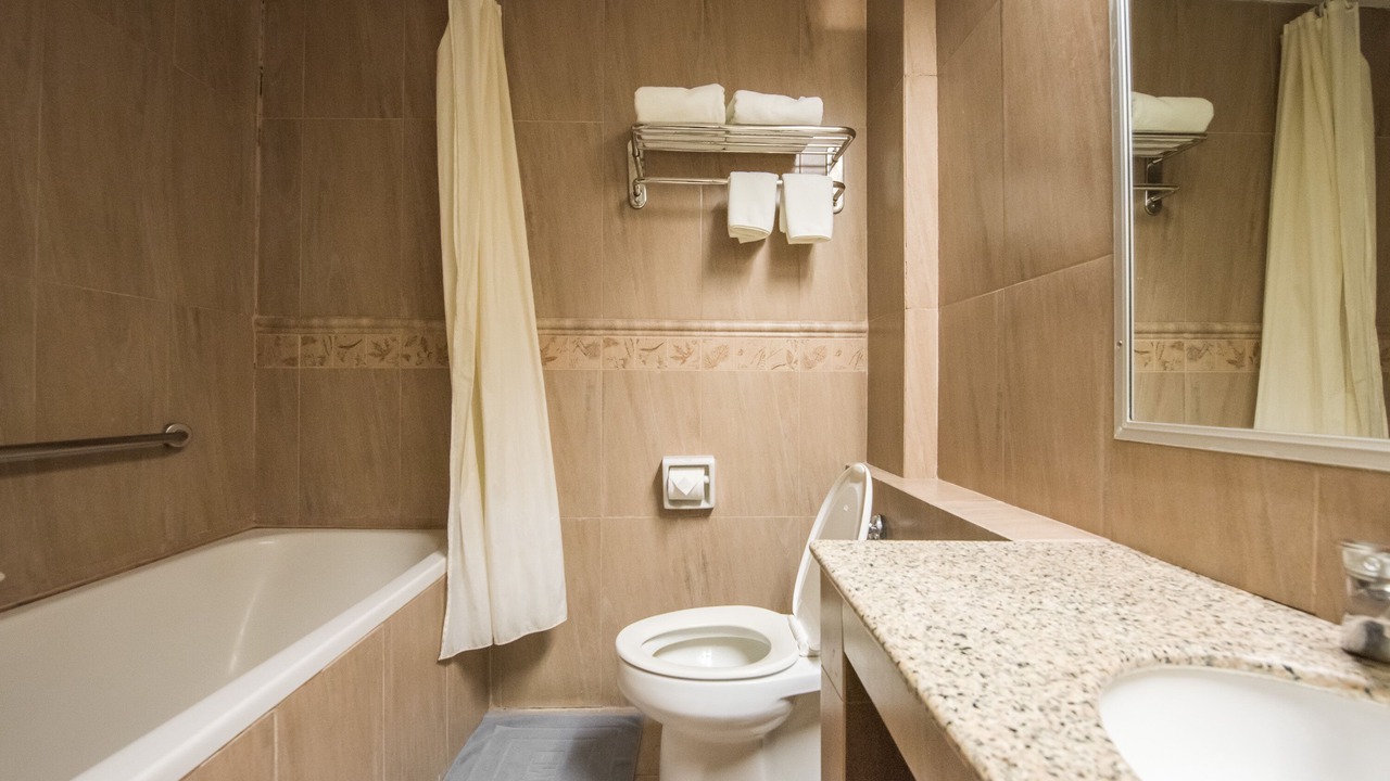 Photo of Bathroom in Thung Phaya Thai