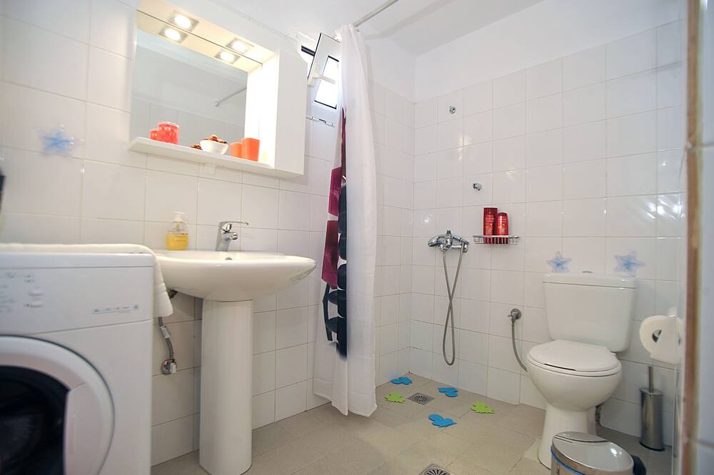 Photo of Bathroom in Chania Town