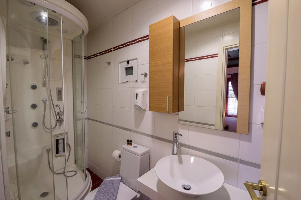 Photo of Bathroom in Monodendri