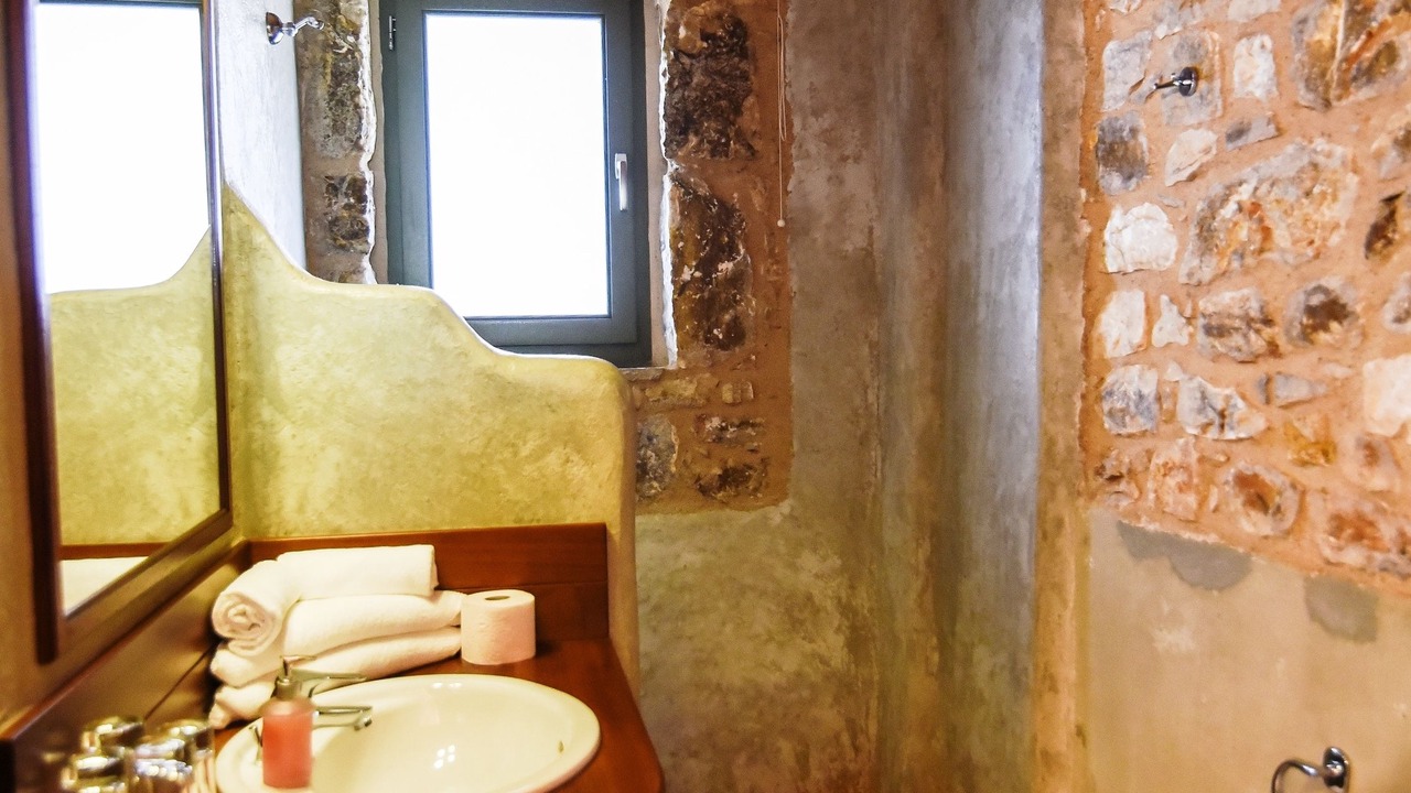 Photo of Bathroom in Vamvakou