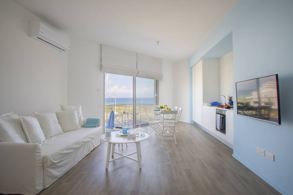 Photo of Livingroom in Pernera