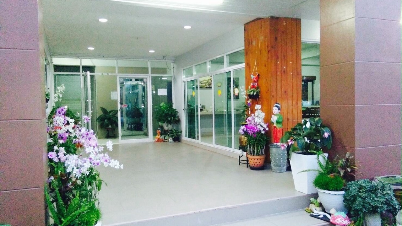 Photo of Outdoor in Don Hua Lo