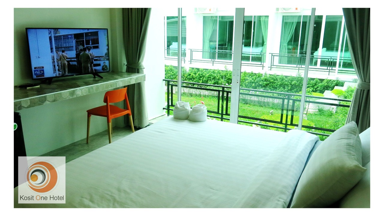 Photo of Patio Balcony in Bueang Sam Phan