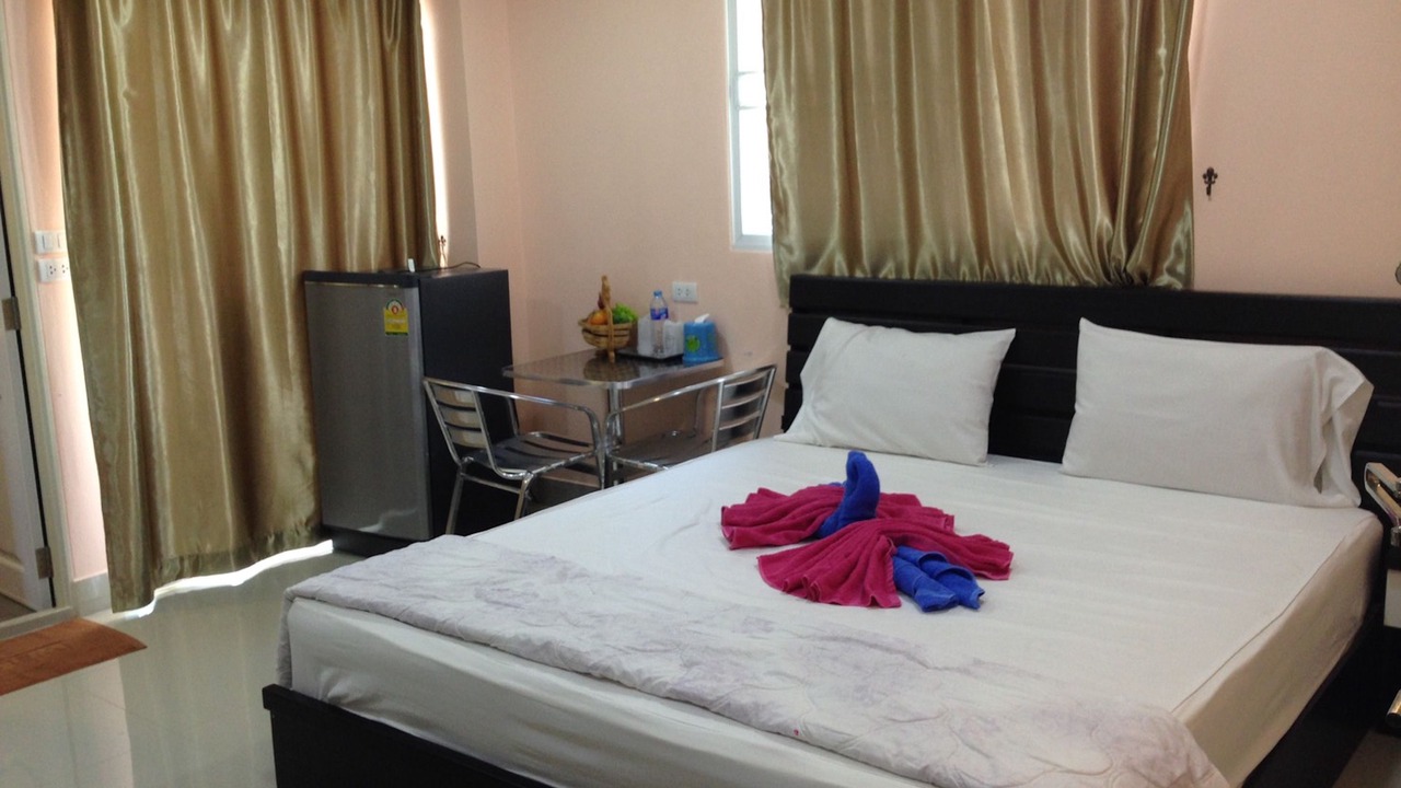 Photo of Bedroom in Bang Khun Thian