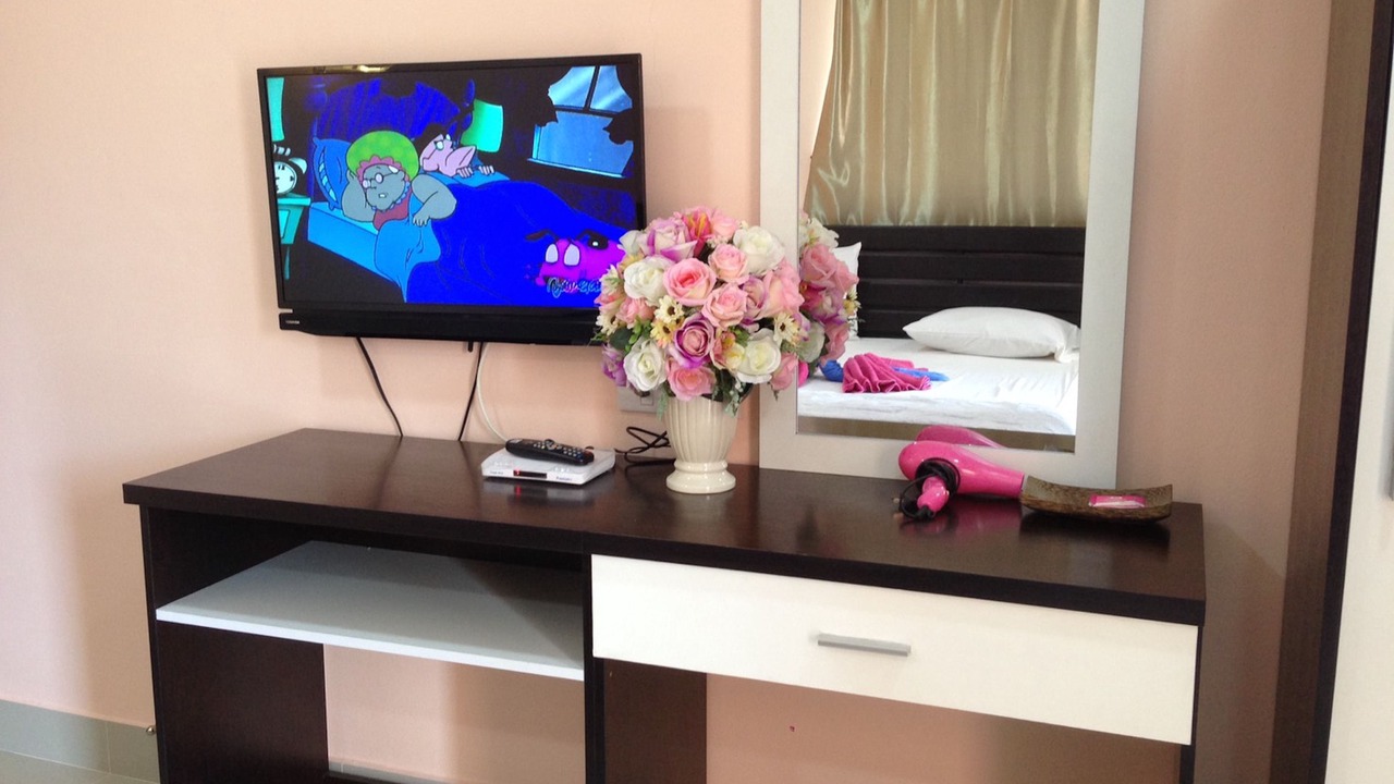 Photo of Livingroom in Bang Khun Thian