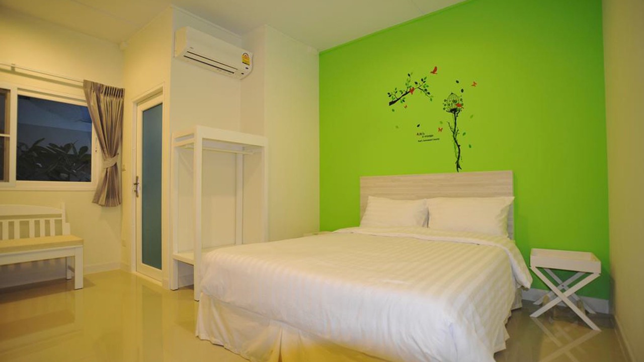 Photo of Bedroom in Hua Mak