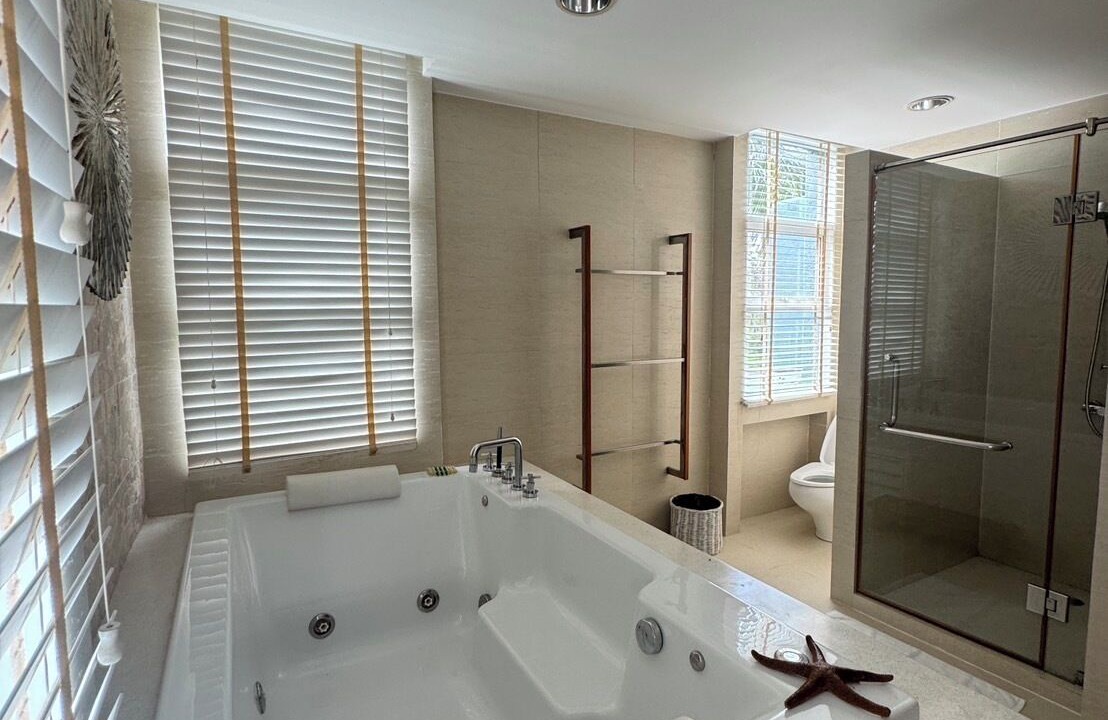 Photo of Bathroom in Pak Tako