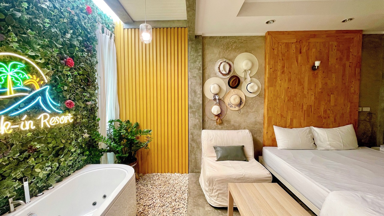 Photo of Bedroom in Koh Lan
